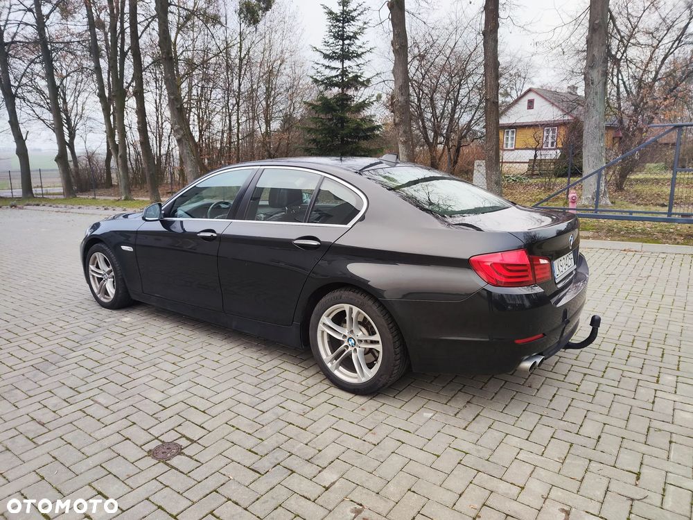 BMW Seria 5 525d xDrive Sport-Aut Luxury Line - 5