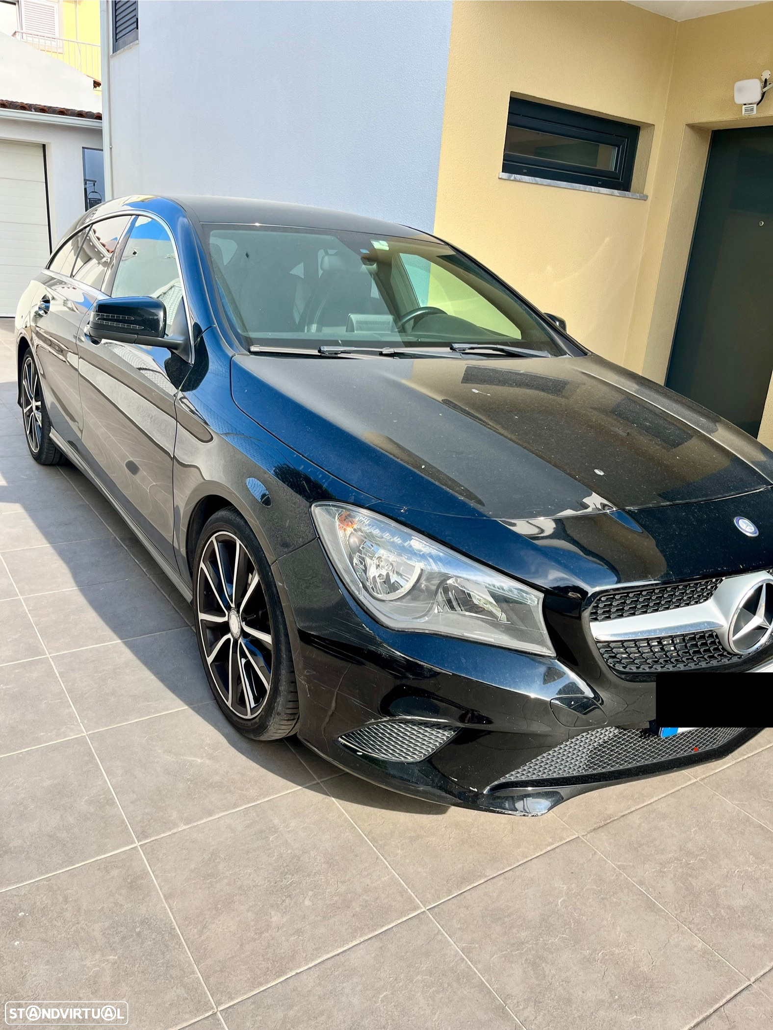 Mercedes-Benz CLA 200 d Shooting Brake Urban - 2