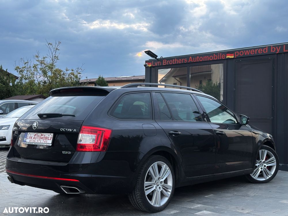 Skoda Octavia Combi Diesel 2.0 TDI DSG RS - 4