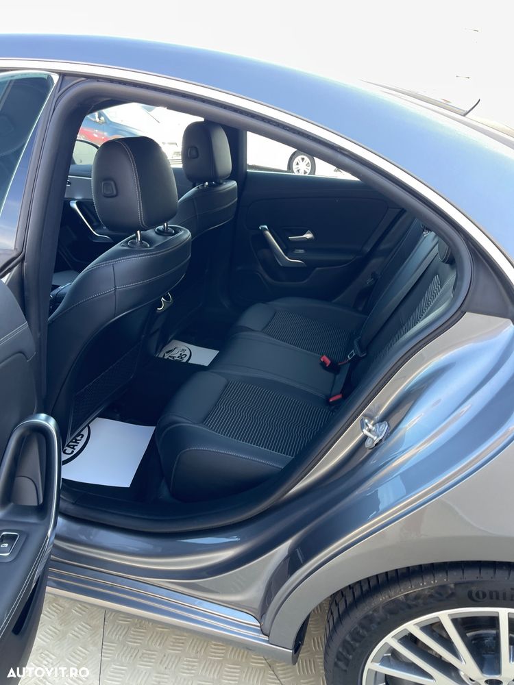 Mercedes-Benz CLA 200 d Coupe Aut. - 27