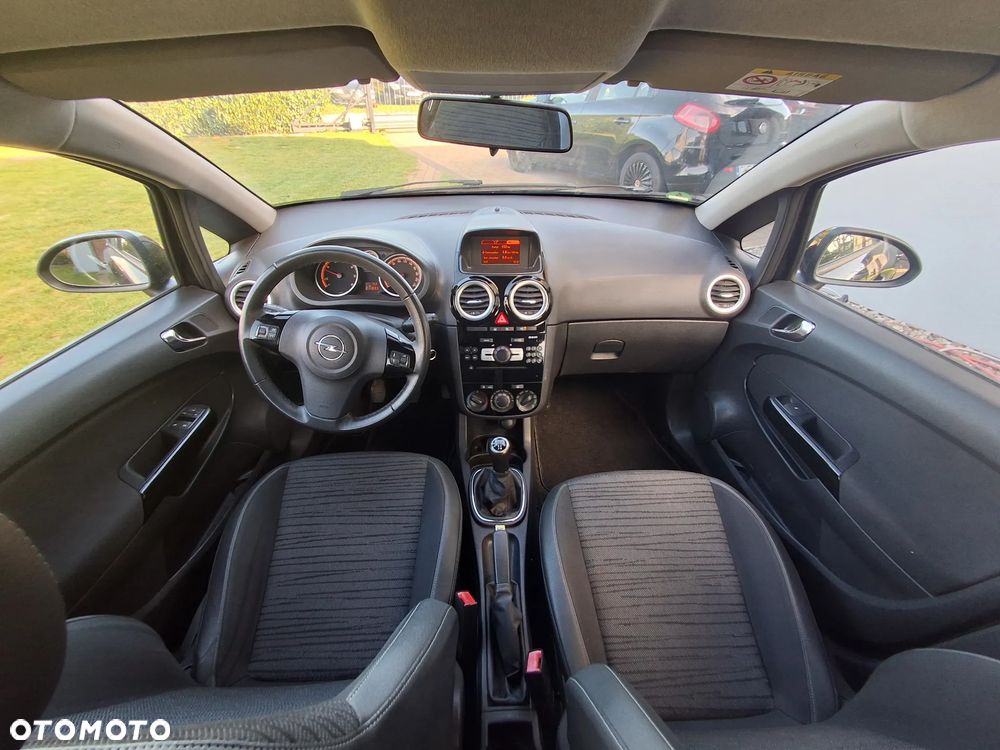 Opel Corsa - 11