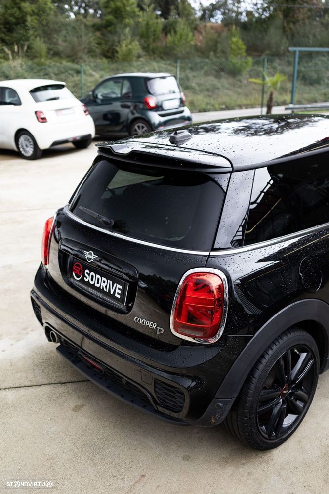 MINI 3 Portas Cooper D Auto - 21