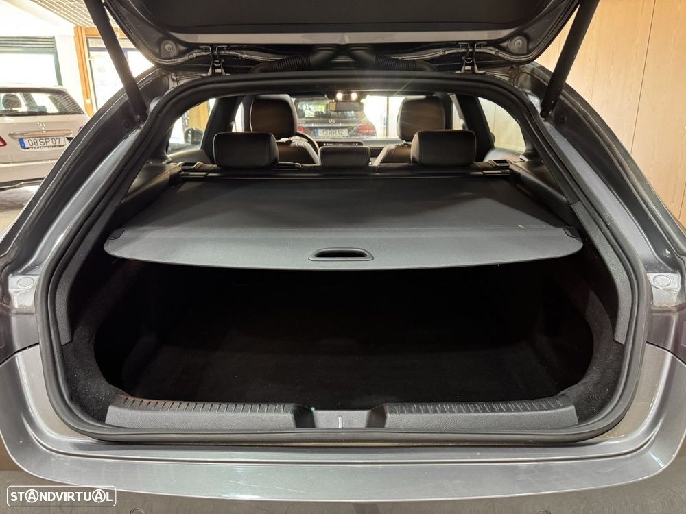 Mercedes-Benz CLA 180 d Shooting Brake Progressive Aut. - 43