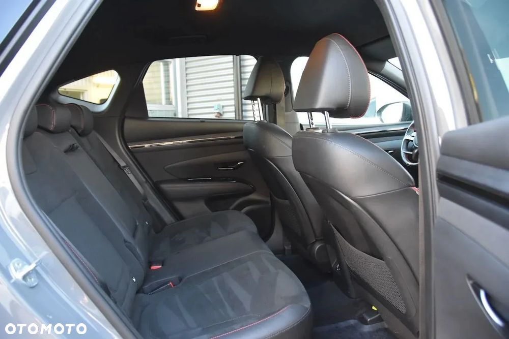 Hyundai Tucson 1.6 T-GDi PHEV Executive N Line 4WD - 8