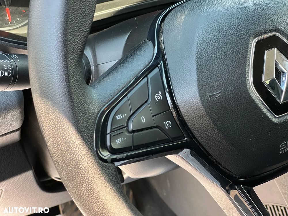 Renault Clio V Blue dCi 100 Evolution - 9