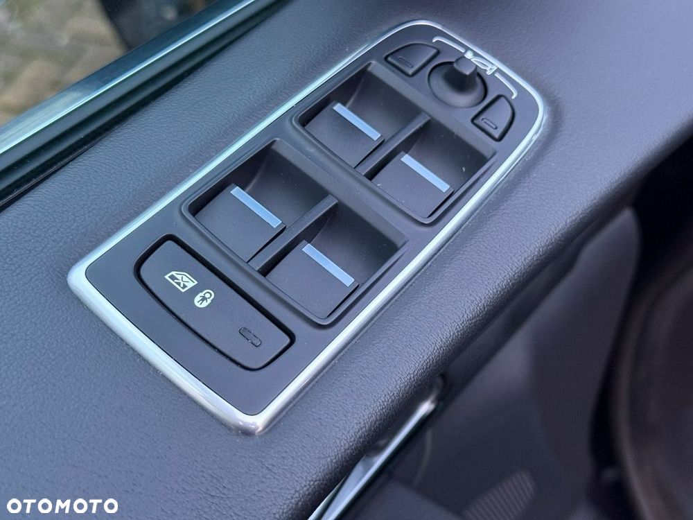 Jaguar F-Pace 2.0 i4D AWD Portfolio - 25