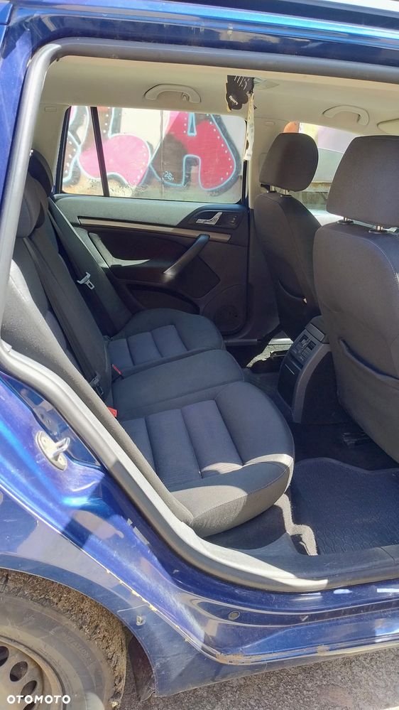 Skoda Octavia 2.0 FSI Ambiente - 16