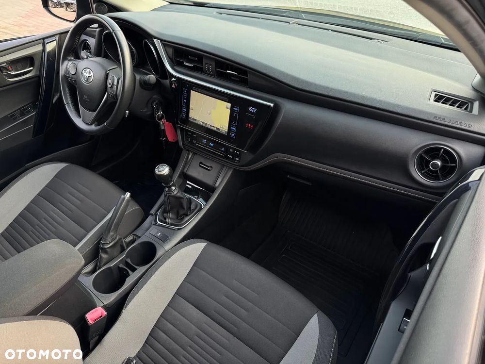Toyota Auris 1.33 Dual-VVT-i Life - 7