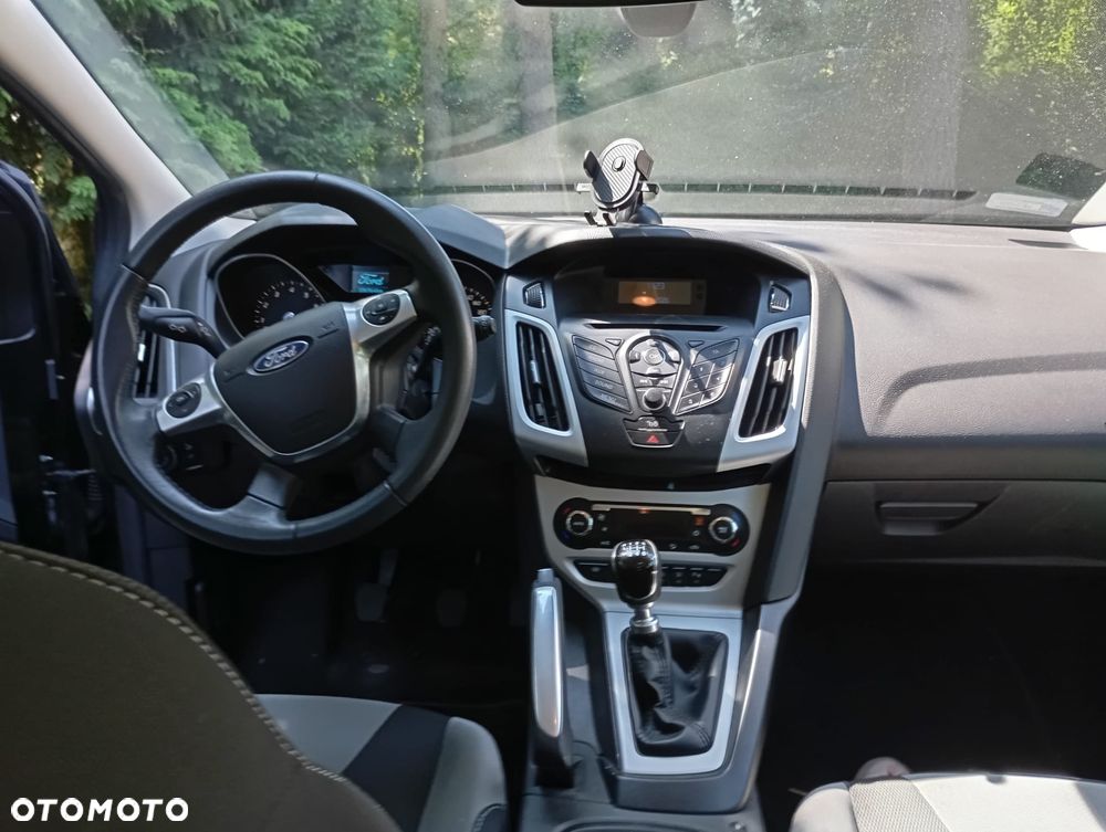 Ford Focus 1.6 EcoBoost Titanium - 8