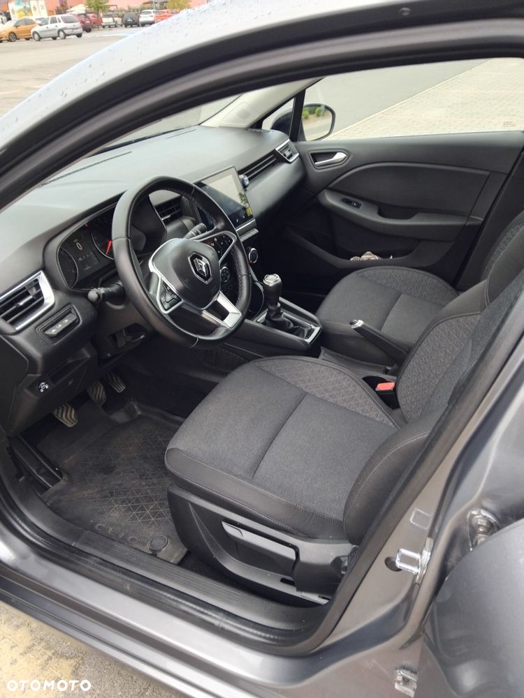 Renault Clio 1.0 TCe Equilibre - 11