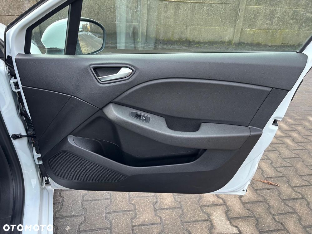 Renault Clio 1.6 E-TECH Equilibre - 28