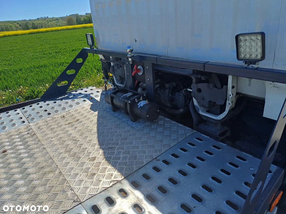 Nissan Cabstar - 2