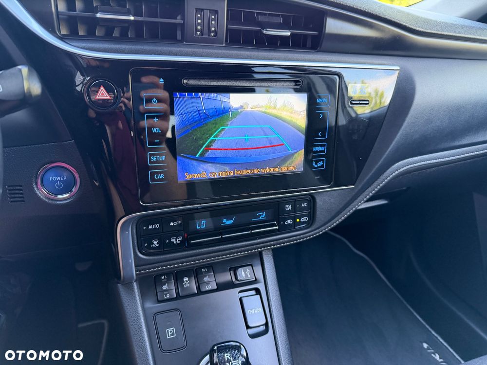 Toyota Auris - 7