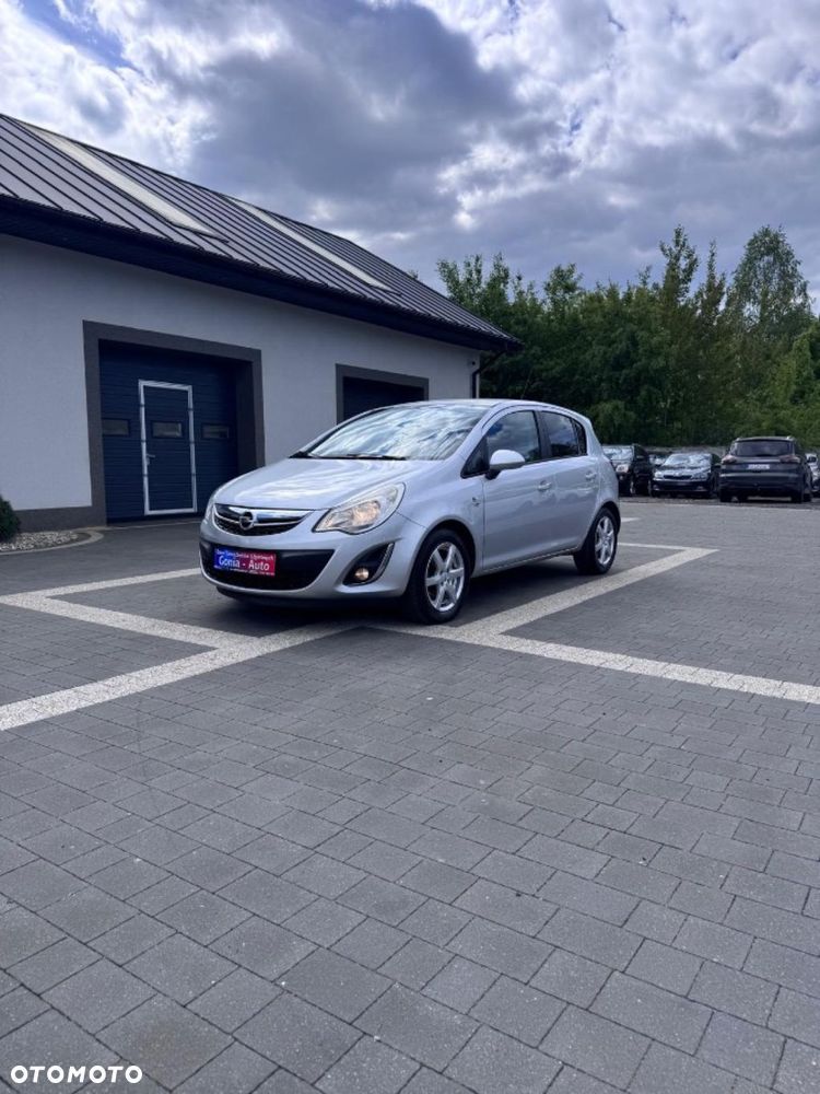 Opel Corsa - 1