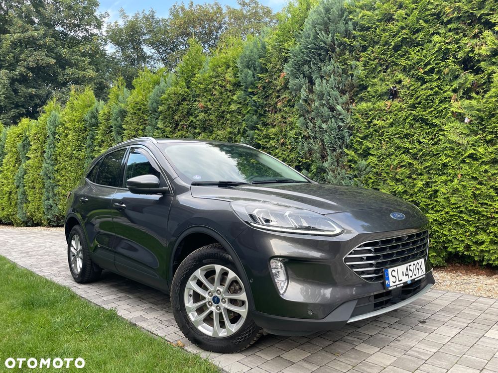 Ford Kuga - 1