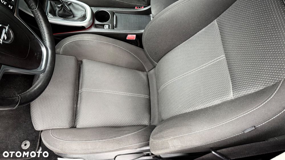 Opel Astra 1.4 Turbo Cosmo - 30