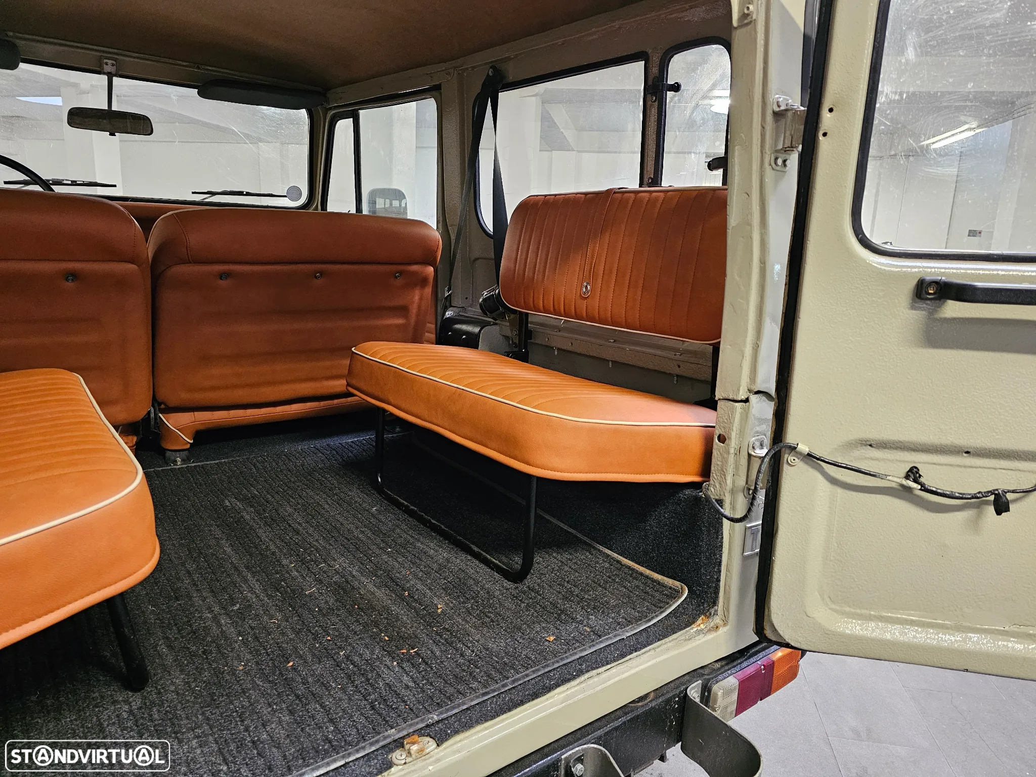 Toyota Land Cruiser - 16