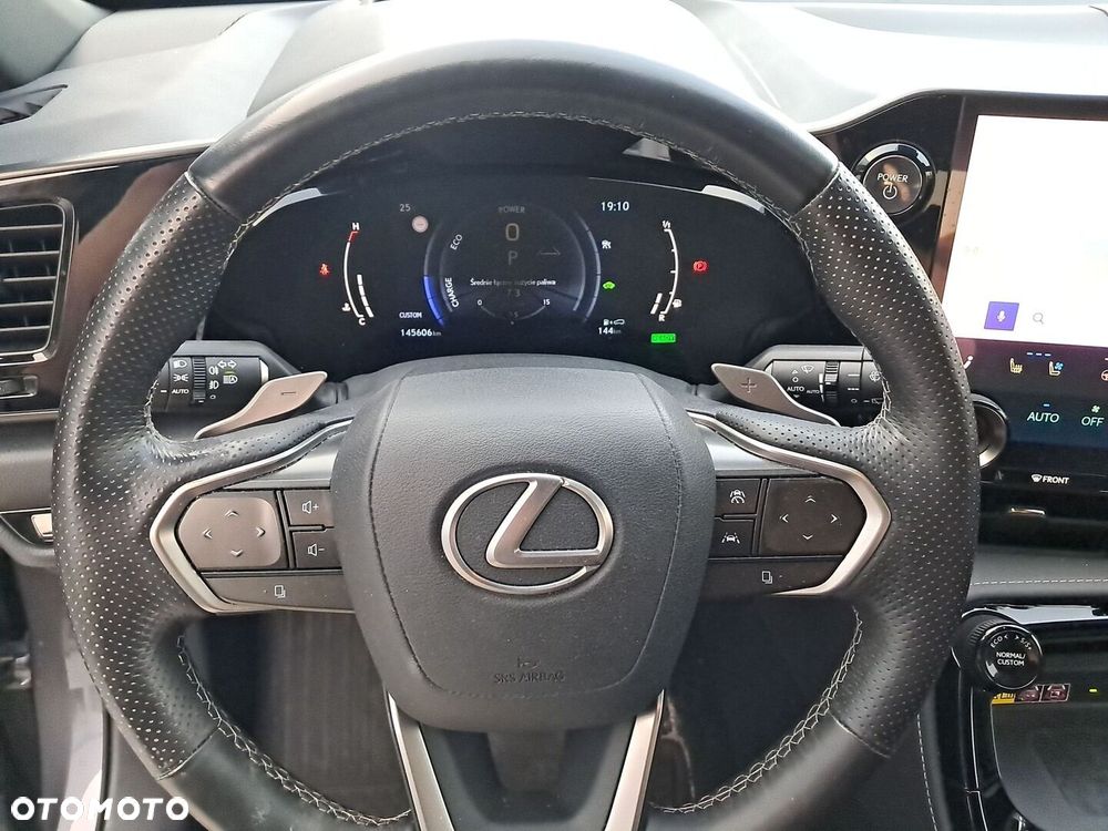 Lexus NX 350h F Sport AWD - 16