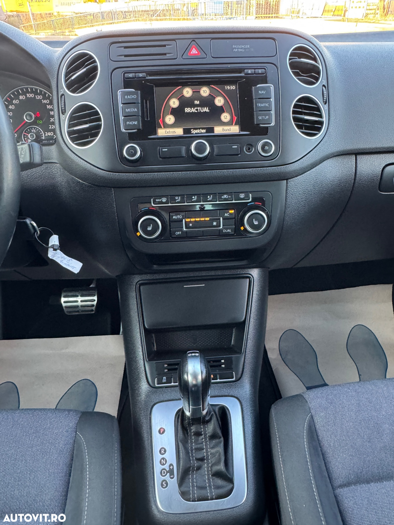Volkswagen Golf 1.6 TDI DPF DSG MATCH - 16