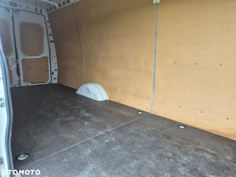 Iveco DAILY 35S18 HIMATIC 3.0 SPROWADZAONY KLIMA MAXI L4H2 - 17