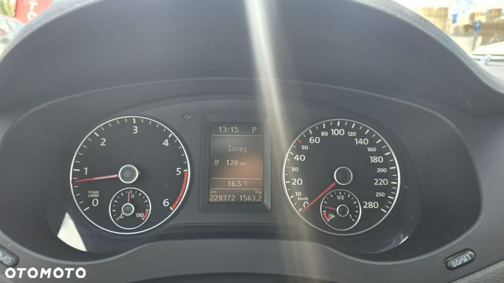 Volkswagen Jetta - 11