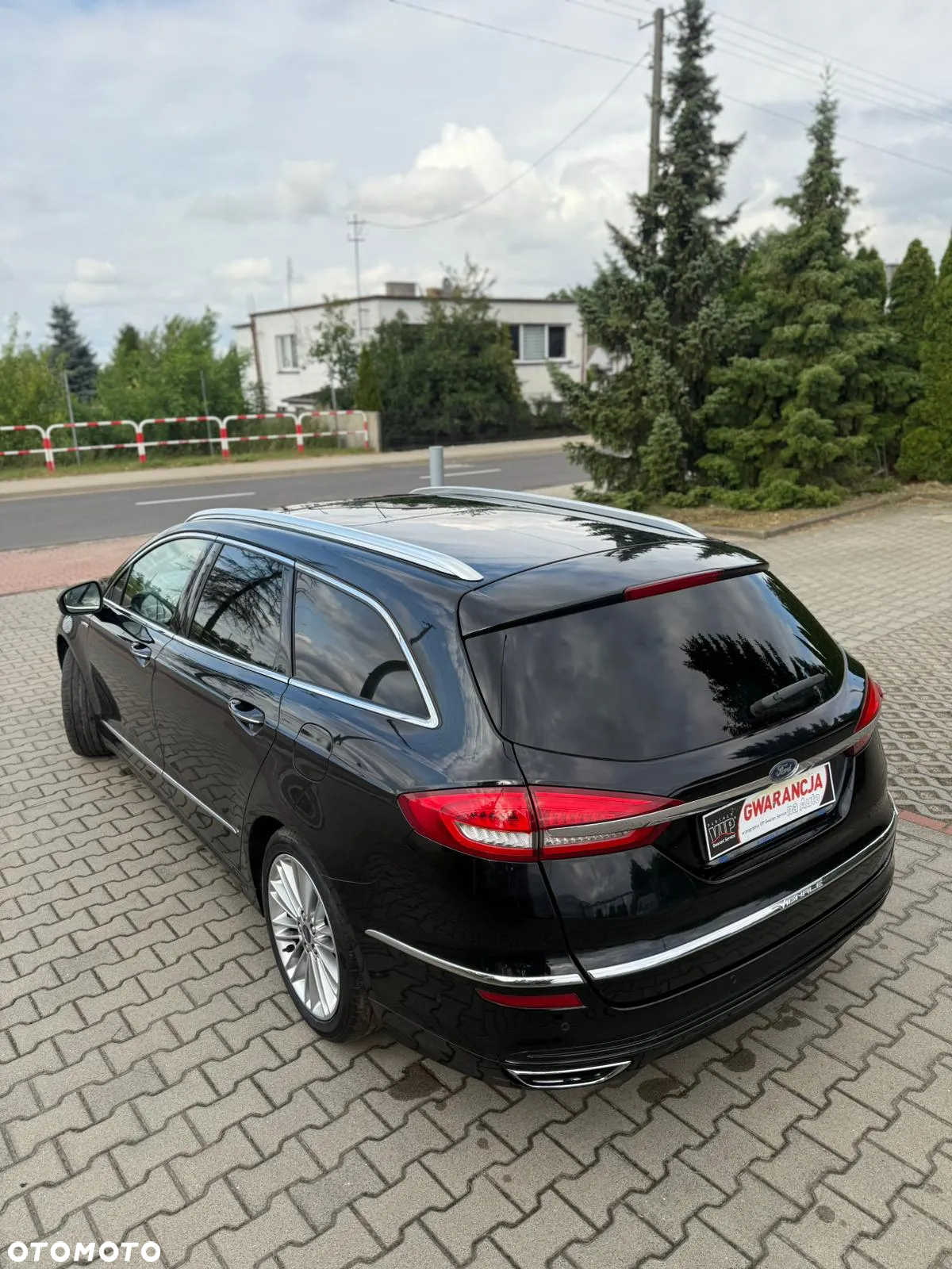 Ford Mondeo Turnier 2.0 TDCi Start-Stopp PowerShift-Aut Vignale - 5
