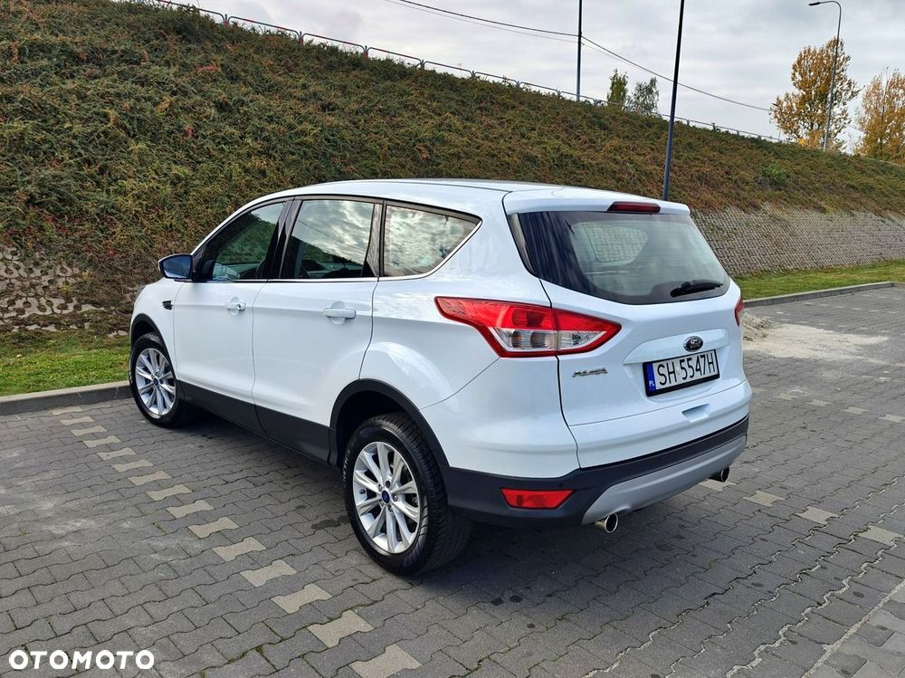 Ford Kuga - 4