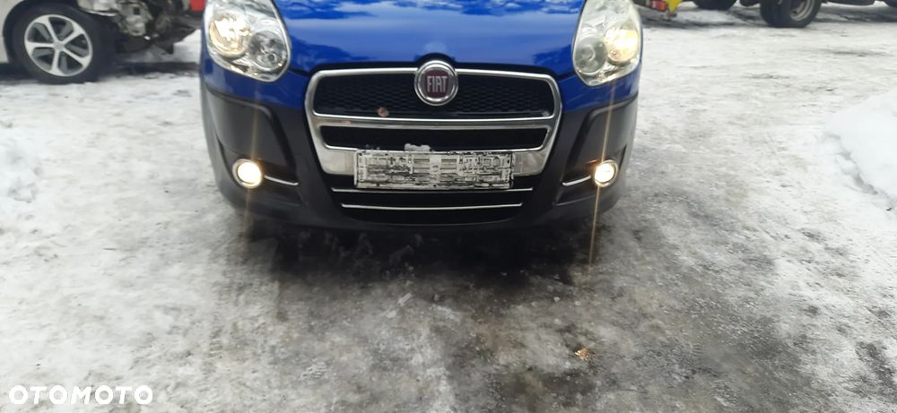 Fiat Doblo II Opel Combo D 2014 r  LAKIER 479/A Szyba przód   Zderzak Tył czujniki parkowania Maska Drzwi Błotnik Tylne drzwi  skrzydła Zbiorniczek spryskiwaczy - 2