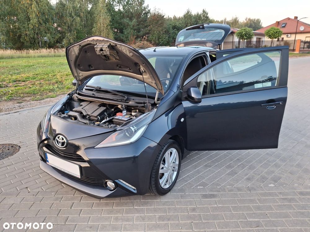 Toyota Aygo x-clusiv - 22