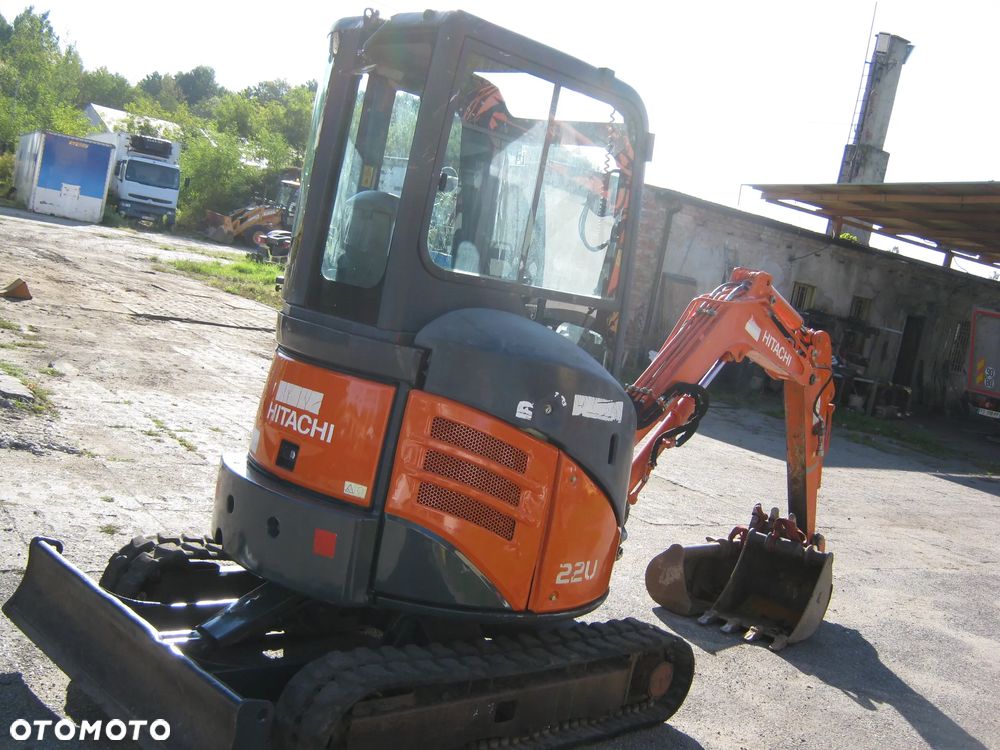 Hitachi ZX22U-2 - 4