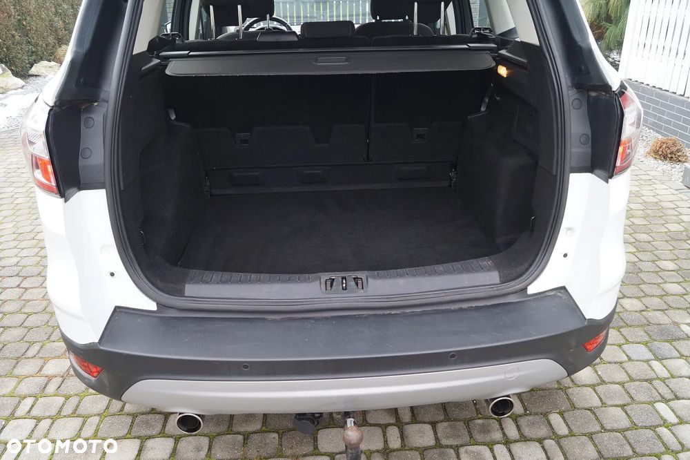 Ford Kuga 1.5 EcoBoost 2x4 Cool & Connect - 17