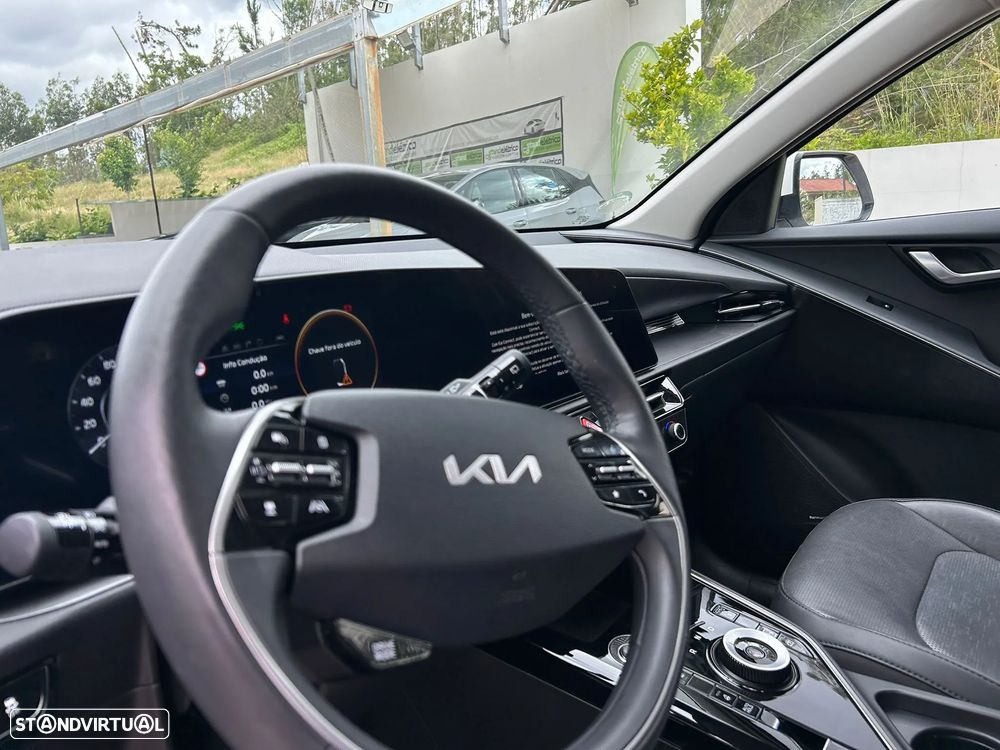 Kia Niro EV 64kWh Tech - 11