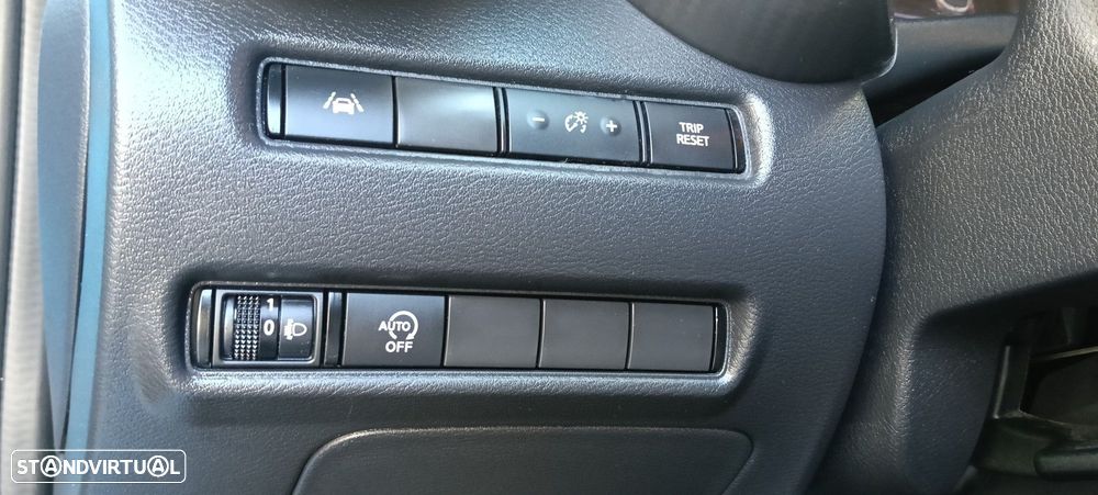 Nissan Juke 1.0 DIG-T N-Connecta DCT - 33
