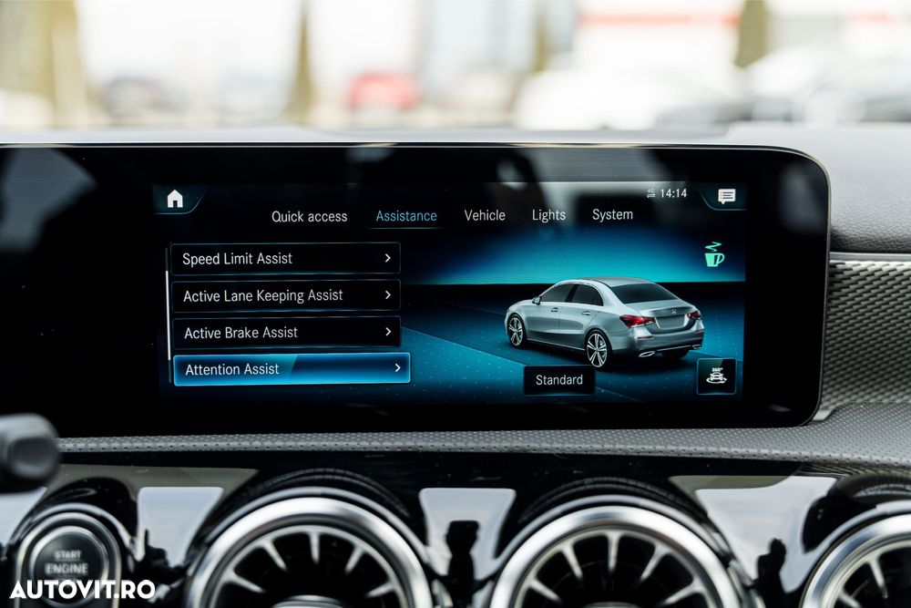 Mercedes-Benz A 180 7G-DCT Progressive Advanced - 27