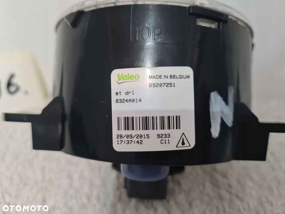 Halogen Mitsubishi Space Star L200 - 2