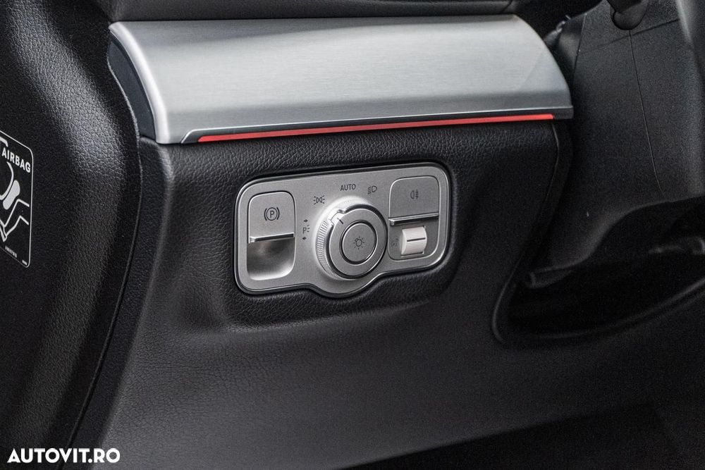 Mercedes-Benz GLE 300 d 4MATIC 9G-TRONIC AMG Line - 31