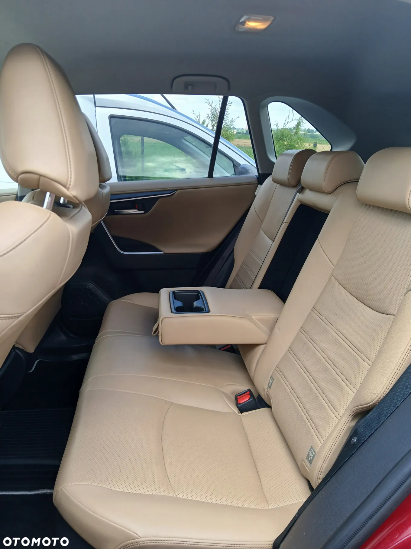 Toyota RAV4 - 7
