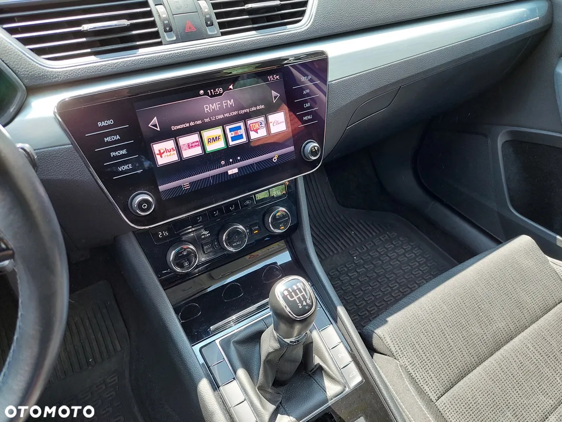 Skoda Superb 1.5 TSI Ambition - 15