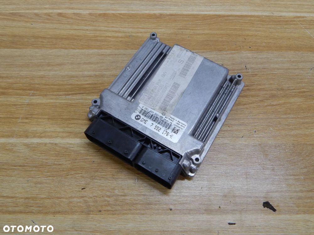 Komputer sterownik 2.0 16V N46B20 BMW E90 e91 e83 e87 e81 e46 05-13 Łuków części - 1