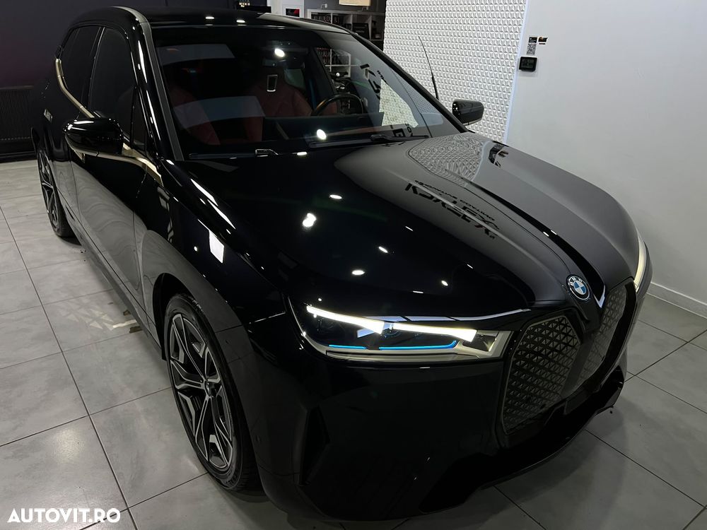BMW iX xDrive50 - 6