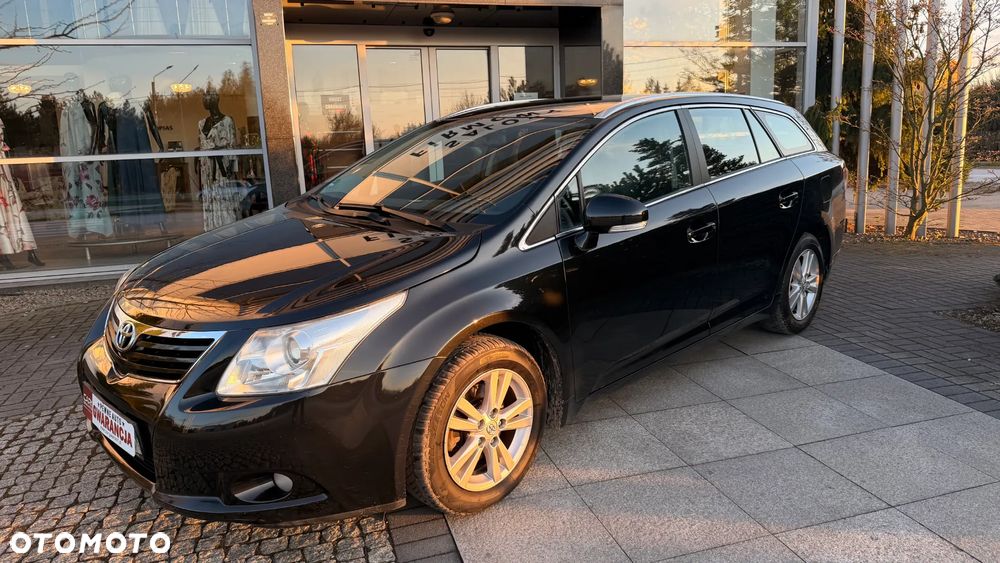 Toyota Avensis 2.0 Multidrive S Executive - 19