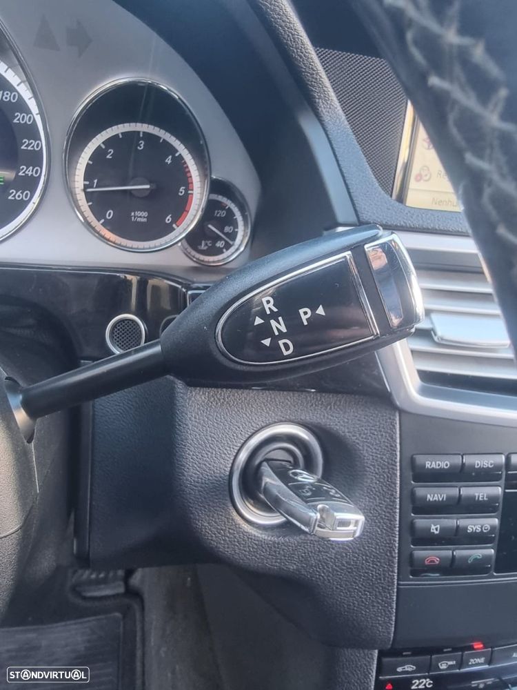 Mercedes-Benz E 200 - 24