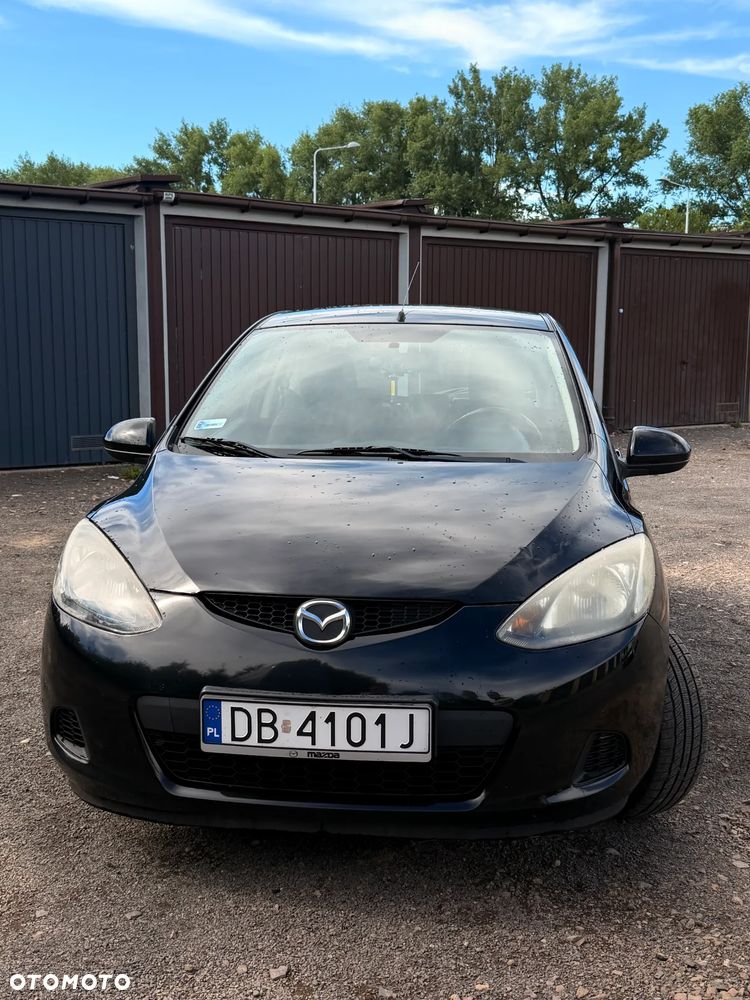Mazda 2 - 4