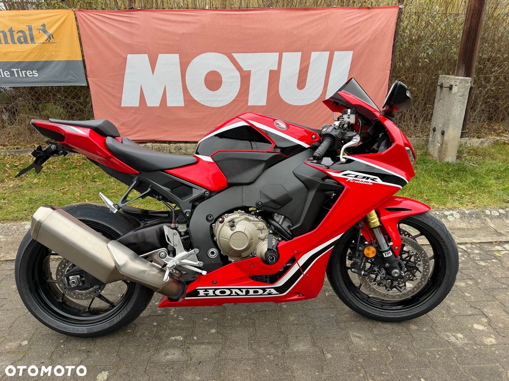 Honda CBR - 2