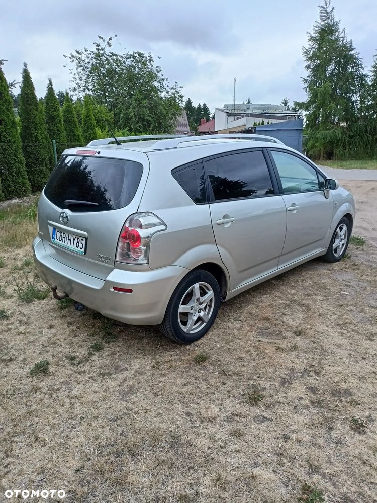Toyota Corolla Verso 2.0 D-4D Prestige 7os - 2