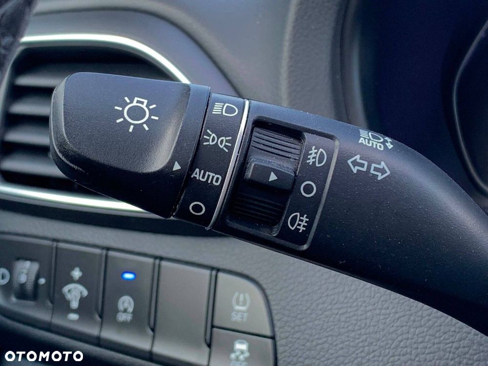 Hyundai i30 - 23