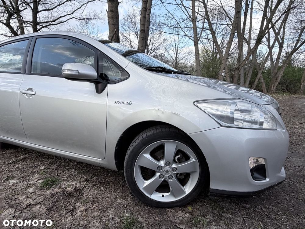 Toyota Auris 1.8 HSD Luna - 17