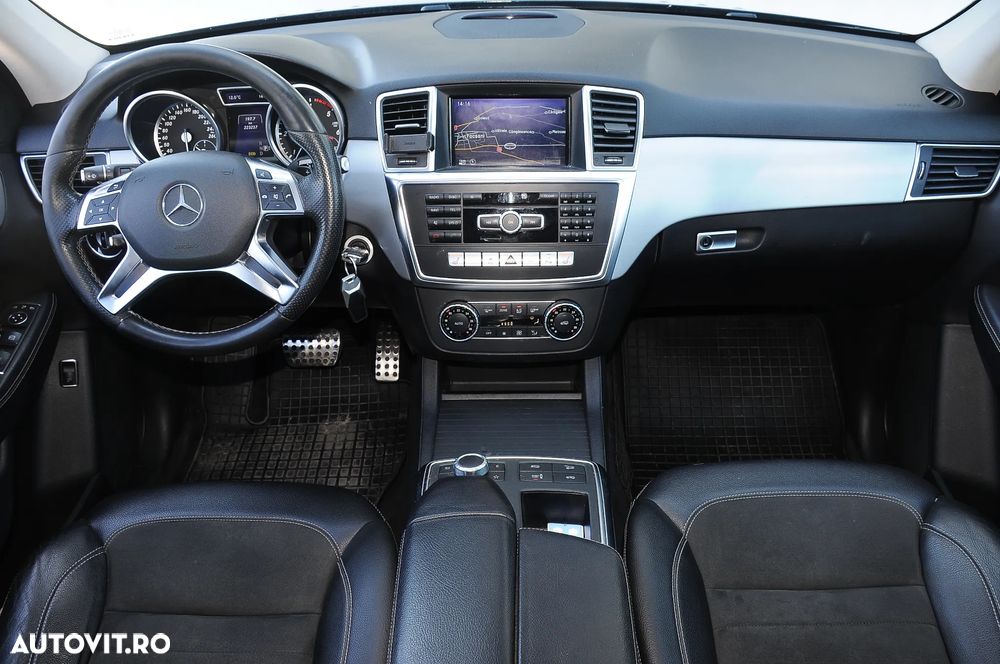 Mercedes-Benz ML 350 BlueTEC 4MATIC 7G-TRONIC - 7