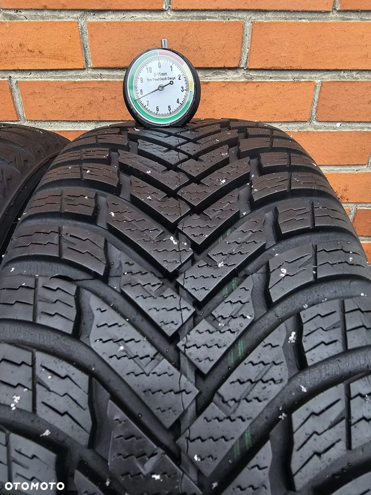 (A27) 195/50R15 82H 7,5mm 17r / Nokian WeatherProof - 5