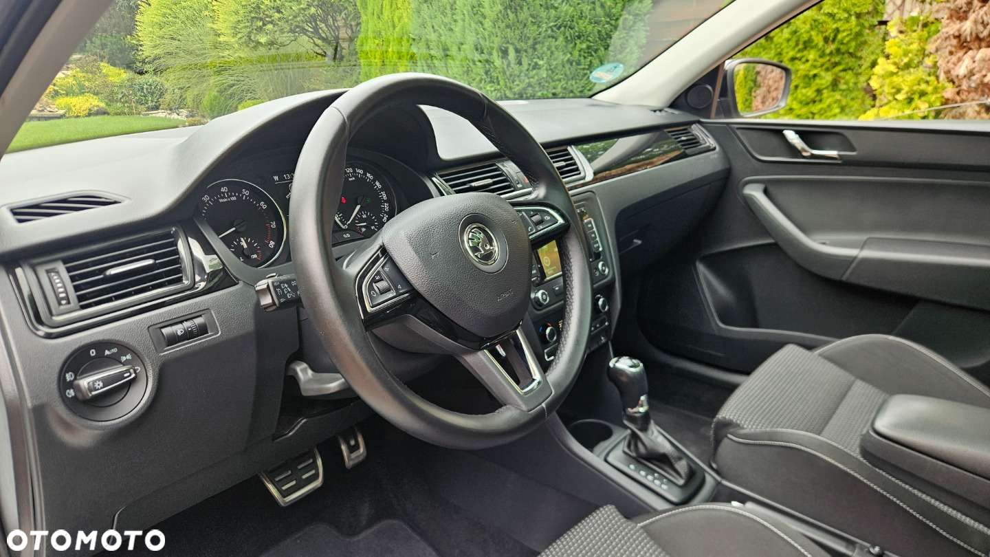 Skoda RAPID Spaceback 1.4 TSI DSG Edition - 15